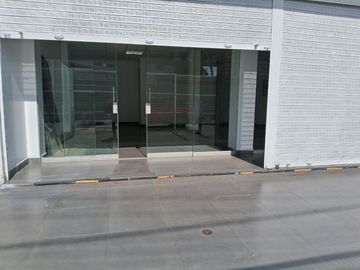 VENTA O ALQUILER DE LOCAL COMERCIAL EN BARRANCO