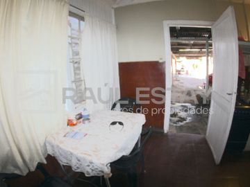 Vendemos Casa amplia con patio espacioso