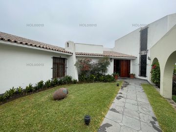 Venta de Encantadora Residencia Remodelada en Zona Residencial