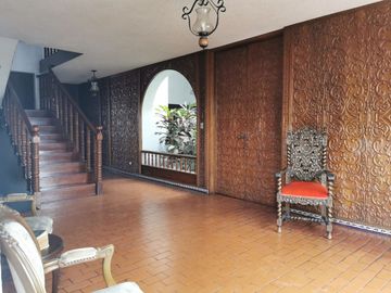 VENDO PRECIOSA RESIDENCIA EN CASUARINAS SURCO!! LISTA PARA MUDARSE