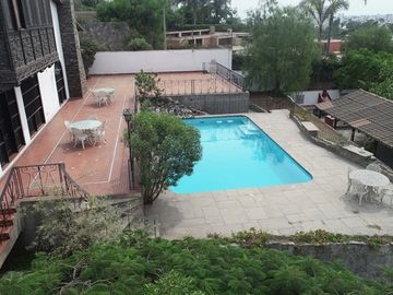 VENDO PRECIOSA RESIDENCIA EN CASUARINAS SURCO!! LISTA PARA MUDARSE