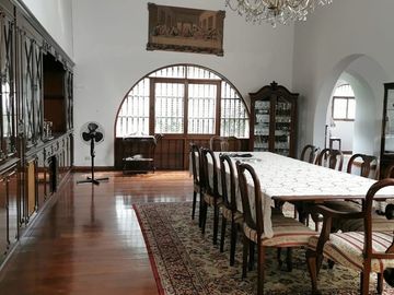 VENDO PRECIOSA RESIDENCIA EN CASUARINAS SURCO!! LISTA PARA MUDARSE