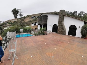 VENDO PRECIOSA RESIDENCIA EN CASUARINAS SURCO!! LISTA PARA MUDARSE