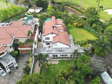 RUMAH GOLF VIEW di Jl SEKOLAH KENCANA, PONDOK INDAH