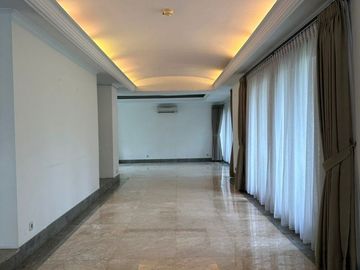 RUMAH GOLF VIEW di Jl SEKOLAH KENCANA, PONDOK INDAH