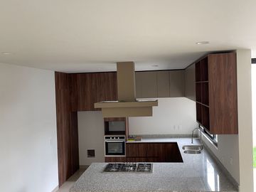 CASA EN VENTA LOMAS IV EL MOLINO