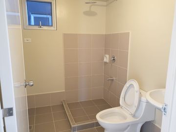 BGC Taguig 3 bedroom condo for sale Ready to occupy