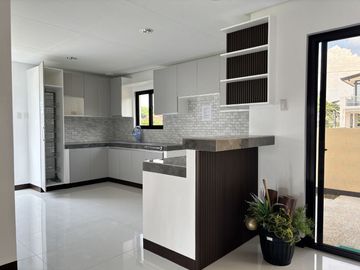 Luxurious 5-Bedroom Haven in Imus, Cavite – Your Dream Home Awaits!