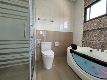Luxurious 5-Bedroom Haven in Imus, Cavite – Your Dream Home Awaits!
