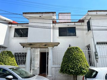 Casa 5 Recamaras.