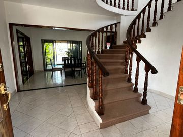 Casa 5 Recamaras.
