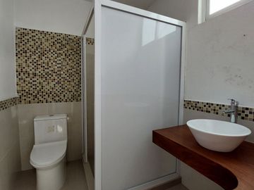Casa a 500 metros dela Radial a espaldas de Atzala San Andres Cholula conjunto de 8 casas, cerrado y areas verdes