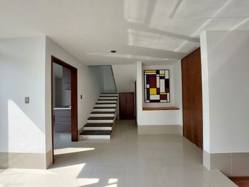 Casa a 500 metros dela Radial a espaldas de Atzala San Andres Cholula conjunto de 8 casas, cerrado y areas verdes