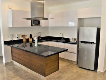 B102:Increible Depto Amueblado en Planta Baja de 2 rec en Cancún