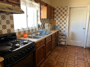 RESIDENCIA ANTIGUA EN EXCELENTES CONDICIONES, REFORMADA EN COL ZARCO EN CHIHUAHUA