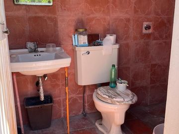 RESIDENCIA ANTIGUA EN EXCELENTES CONDICIONES, REFORMADA EN COL ZARCO EN CHIHUAHUA