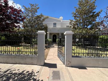 RESIDENCIA ANTIGUA EN EXCELENTES CONDICIONES, REFORMADA EN COL ZARCO EN CHIHUAHUA