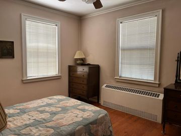 RESIDENCIA ANTIGUA EN EXCELENTES CONDICIONES, REFORMADA EN COL ZARCO EN CHIHUAHUA