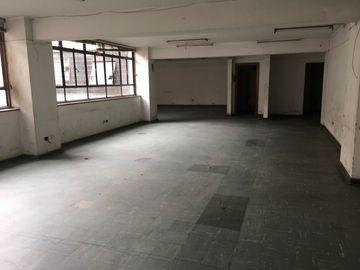 Alquilo Edificio Monterrey cerca de La Plaza Mayor en Lima