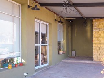 Venta de Casa Moderna Barrio Aires de Manantial - El Suyuque - S. L