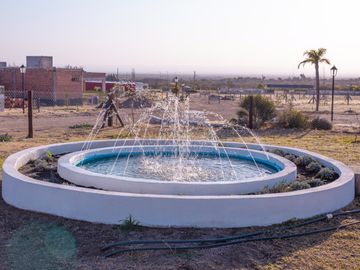 Venta de Casa Moderna Barrio Aires de Manantial - El Suyuque - S. L