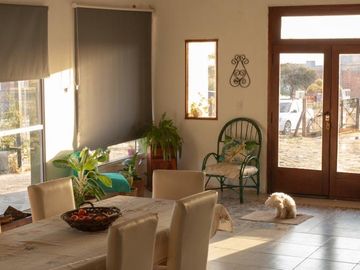 Venta de Casa Moderna Barrio Aires de Manantial - El Suyuque - S. L