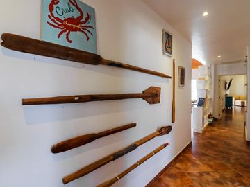 Casa amueblada en venta en Marina Real San Carlos, una planta, 4 recámaras, jacuzzi, rooftop con vista y cochera eléctrica, lista para habitar