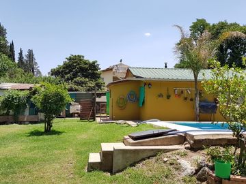 Vivienda de 3 dormitorios con pileta, lindante costa de arroyo- FINANCIACION HASTA 3 AÑOS