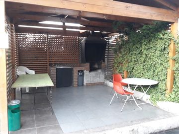 SE VENDE HERMOSO DEPTO EN CONDOMINIO EXCLUSIVO EN RECOLETA