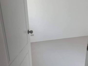 Ready for Occupancy Single Attached end unit @Carmona Estates