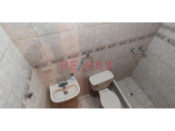 Se Alquila Departamento 90 M2 - Sol De La Molina - 2200 Soles