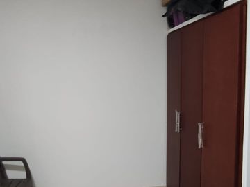 Se vende casa y lote con 3 habitaciones, garaje, y plancha con puntos listos para el tercer piso y lote listo para ampliar vivienda o montar negocio. 