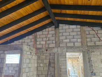 VENTA DE CABAÑA EN MINERAL DEL CHICO MUY CERCA DEL PUEBLO EN OBRA NEGRA