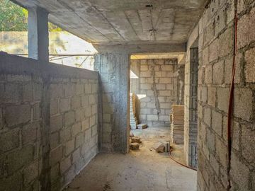 VENTA DE CABAÑA EN MINERAL DEL CHICO MUY CERCA DEL PUEBLO EN OBRA NEGRA