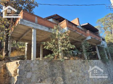 VENTA DE CABAÑA EN MINERAL DEL CHICO MUY CERCA DEL PUEBLO EN OBRA NEGRA
