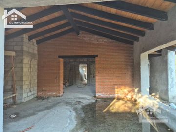 VENTA DE CABAÑA EN MINERAL DEL CHICO MUY CERCA DEL PUEBLO EN OBRA NEGRA