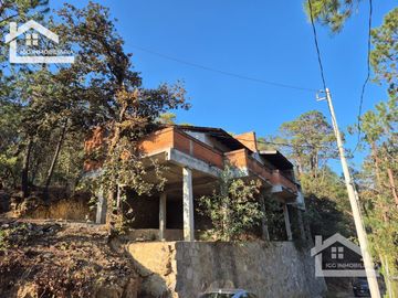 VENTA DE CABAÑA EN MINERAL DEL CHICO MUY CERCA DEL PUEBLO EN OBRA NEGRA