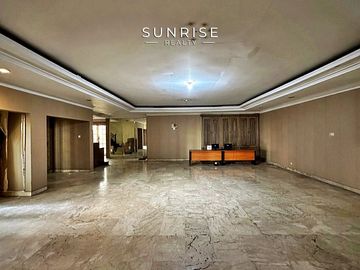 Dijual Rumah Lama Near Jl cendana & Suwiryo Menteng , Jakpus