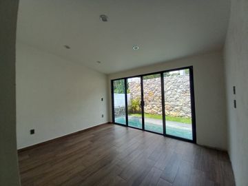 CASA EN VENTA EN FRACCIONAMIENTO LOMAS DE COCOYOC MORELOS