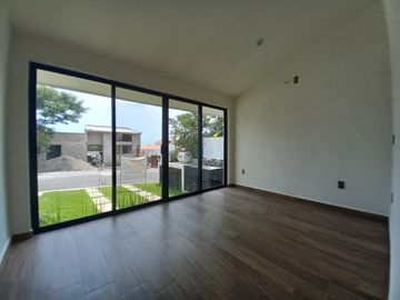 CASA EN VENTA EN FRACCIONAMIENTO LOMAS DE COCOYOC MORELOS