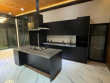 CASA EN VENTA EN FRACCIONAMIENTO LOMAS DE COCOYOC MORELOS