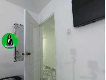 VENDO CASA PLANA CON AREA DE 277mts, CON APARTAMENTO EN SECTOR DE PARAISO, EXCELENTE UBICACION
