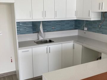 DE ESTRENO, NO PAGA ALCABALA, LINDO TRIPLEX , TERRAZA, BBQ, 2 DORMITORIOS, VISTA EXTERIOR, BALCON