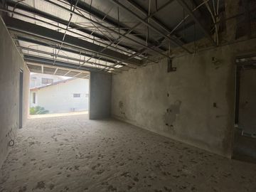 Se vende Casa en obra gris en Puerto Azul