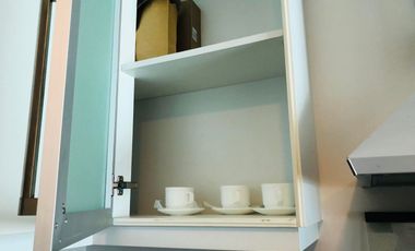FULLY FURNISHED ONE BEDROOM PARKPOINT RESIDENCES