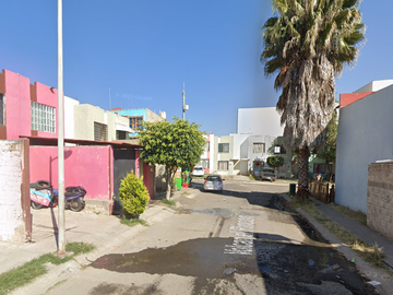 GRAN OPORTUNIDAD CASA EN “CUMBRES, TLAJOMULCO DE ZÚÑIGA, JALISCO.”