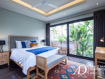 LEASEHOLD MODERN FOUR BED ROOM VILLA IN CANGGU