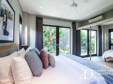 LEASEHOLD MODERN FOUR BED ROOM VILLA IN CANGGU