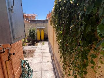 VENTA casa 97 de 3d/2b en Condominio Sector La Florida