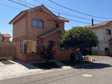 VENTA casa 97 de 3d/2b en Condominio Sector La Florida
